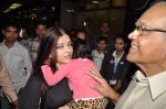 Aishwarya Rai Bachchan with Aradhya return from NY in Mumbai Airport on 23rd April 2013 (71).JPG
